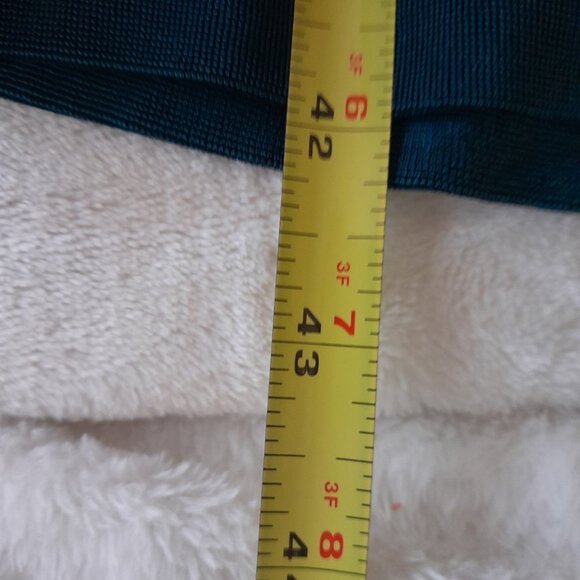 Chicos Holiday Slinky Stretch Comfy Pull On Emerald Size 3R Size 16/18 Pants - Picture 6 of 9